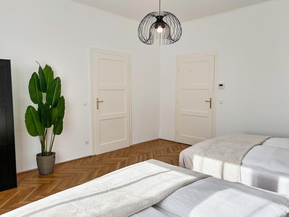 Bright - 3br - Fast Wifi - At Bus And Tram Station * Wien